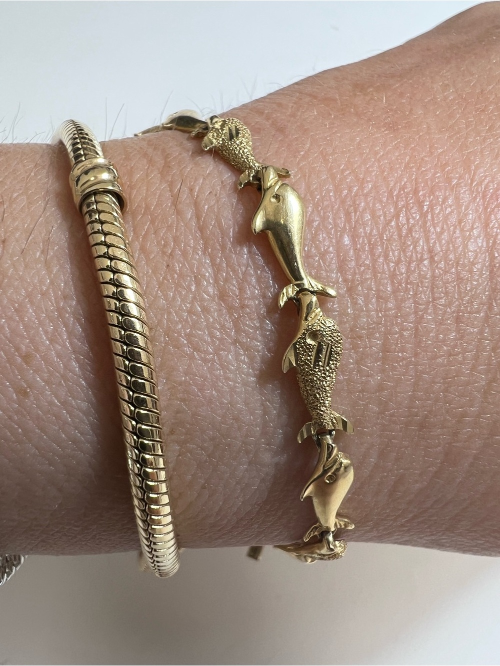 14K solid yellow gold dolphins bracelet